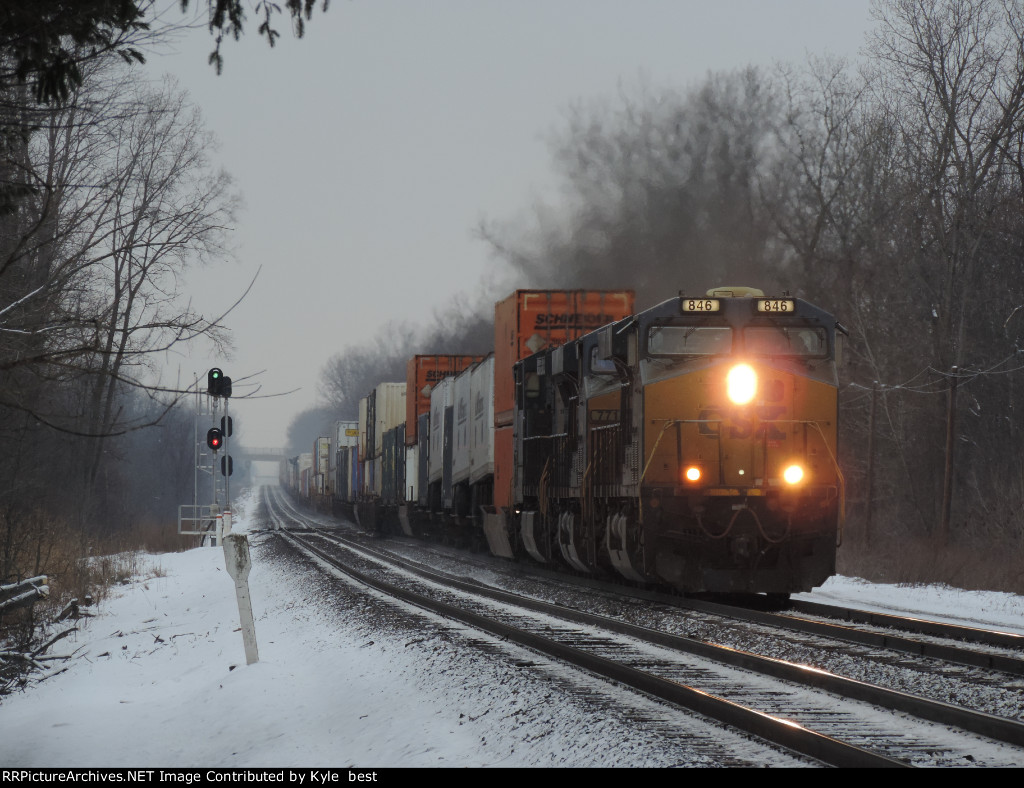 CSX 846 on I020